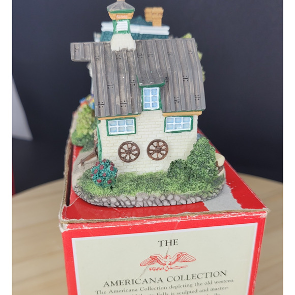 Liberty Falls All in One with Boxes 6 Houses - READ - Picture 8 of 16